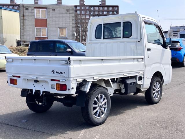 ハイゼットトラック スタンダード　パートタイム４ＷＤ　横滑り防止　パワーステアリング　マニュアルエアコン　ハロゲンヘッドライト　エアバッグ　純正アルミホイール　ＬＥＤヘッドライト（9枚目）