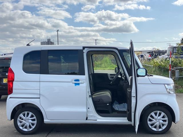 Ｎ－ＢＯＸ Ｌ　衝突被害軽減ブレーキ　ＡＣＣ　両側スライドドア　ＬＥＤヘッドライト　オートライト　オートハイビーム　社外ナビゲーション　バックカメラ　ＥＴＣ　電動格納ミラー　シートヒーター　オートエアコン　４ＷＤ（13枚目）