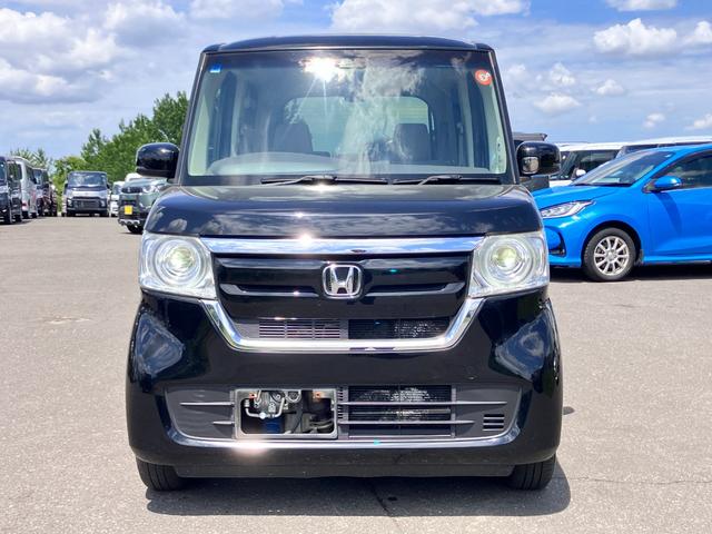 Ｎ－ＢＯＸ Ｇ・Ｌホンダセンシング　衝突被害軽減ブレーキ　片側電動スライドドア　イージークローザー　スマートキー　プッシュスタート　電動格納ミラー　シートヒーター　オートエアコン　純正ナビゲーション　バックカメラ　ＥＴＣ　４ＷＤ（3枚目）
