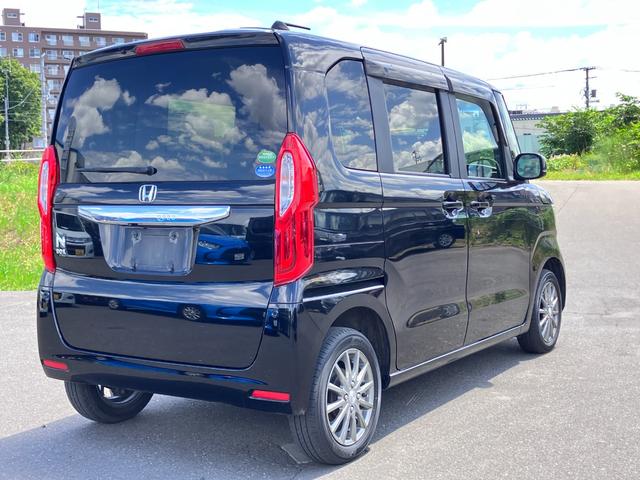 Ｎ－ＢＯＸ Ｇ・Ｌホンダセンシング　衝突被害軽減ブレーキ　片側電動スライドドア　イージークローザー　スマートキー　プッシュスタート　電動格納ミラー　シートヒーター　オートエアコン　純正ナビゲーション　バックカメラ　ＥＴＣ　４ＷＤ（10枚目）