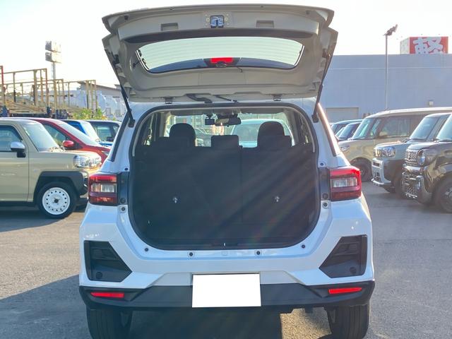 ライズ Ｇ　スマートアシスト　純正９ｉｎｃディスプレイオーディオ　フルセグテレビ　Ａｐｐｌｅ　Ｃａｒ　Ｐｌａｙ　Ａｎｄｒｏｉｄ　Ａｕｔｏ　ＬＥＤヘッドライト　純正アルミホイール　スタッドレスタイヤ付き（10枚目）