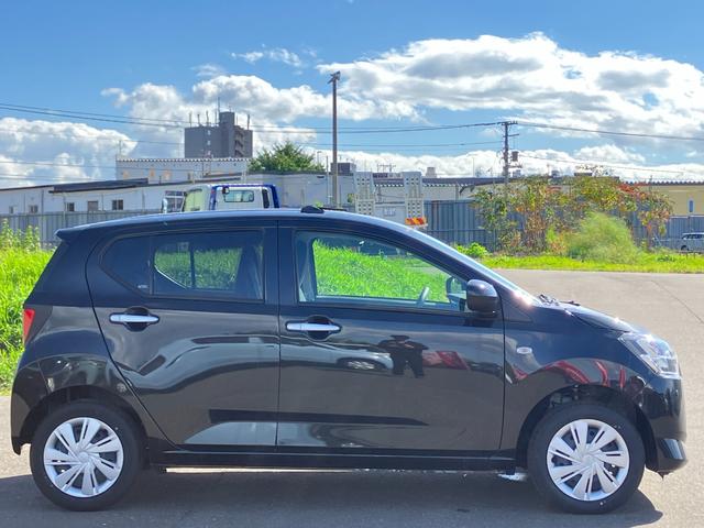 ミライース Ｘ　ＳＡＩＩＩ　届出済み未使用車　スマートアシスト　キーレスエントリー　ＬＥＤヘッドライト　オートライト　オートハイビーム　クリアランスソナー　アイドリングストップ　電動格納ミラー　フルタイム４ＷＤ（12枚目）