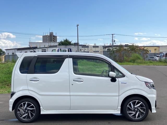 ワゴンＲカスタムＺ ハイブリッドＺＸ　ワンオーナー車　アップグレードパッケージ　デュアルカメラブレーキサポート　アダプティブクルーズコントロール　マイルドハイブリッド　社外ナビゲーション　バックカメラ　ＬＥＤヘッドライト　４ＷＤ（11枚目）