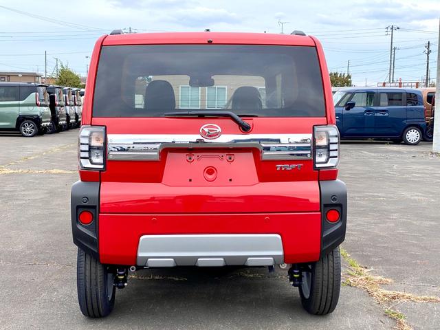 タフト Ｇ　クロムベンチャー　届出済み未使用車　スマートアシスト　ガラスルーフ　ＬＥＤヘッドライト　ＬＥＤフォグランプ　クルーズコントロール　オーディオレス　電動パーキングブレーキ　ブレーキホールド　シートヒーター　４ＷＤ（8枚目）