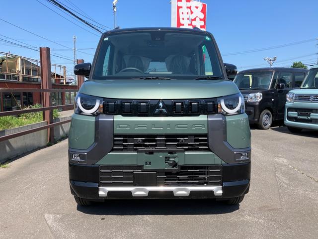 デリカミニ G プレミアム 届出済み未使用車 E-Assist オーディオレス 全方位カメラ アダプティブクルーズコントロール クルーズコントロール マイルドハイブリッド ステアリングヒーター 両側電動スライドドア 4WD(2枚目)