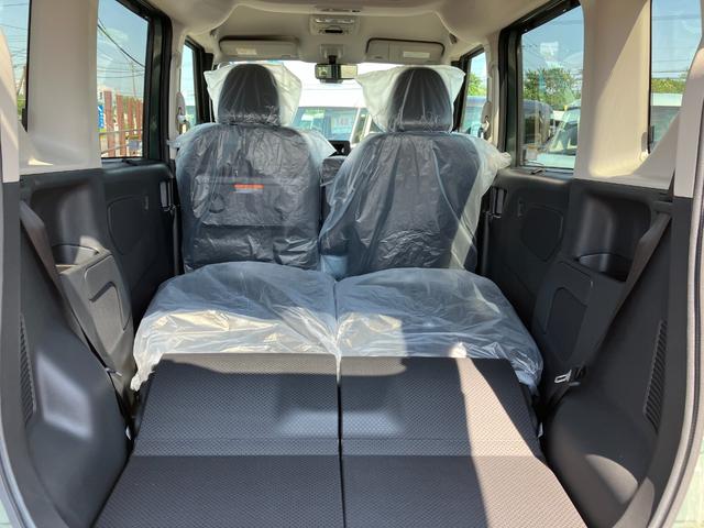 デリカミニ G プレミアム 届出済み未使用車 E-Assist オーディオレス 全方位カメラ アダプティブクルーズコントロール クルーズコントロール マイルドハイブリッド ステアリングヒーター 両側電動スライドドア 4WD(17枚目)