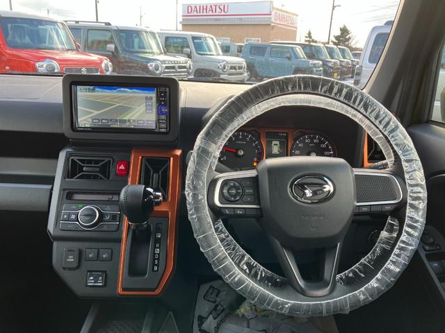 タフト G 届出済み未使用車 衝突被害軽減ブレーキ スマートキー プッシュスタート LEDヘッドライト LEDフォグランプ サンルーフ アイドリングストップ 横滑り防止 クリアランスソナー 純正ナビ バックカメラ(19枚目)