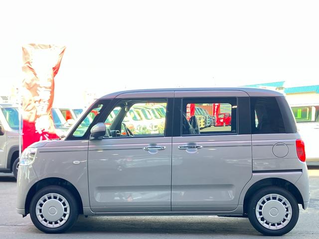 ムーヴキャンバス セオリーＸ　届出済み未使用車　スマートアシスト　両側電動スライドドア　イージークローザー　スマートキー　プッシュスタート　電動格納ミラー　オーディオレス　アイドリングストップ　クリアランスソナー　４ＷＤ（5枚目）