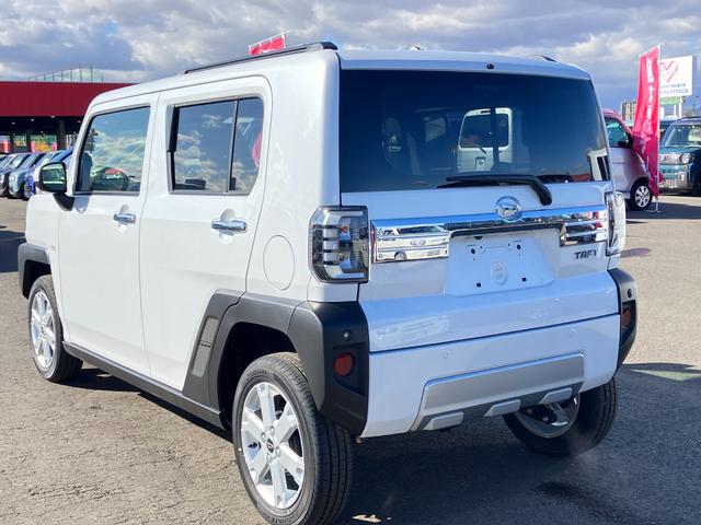 タフト G クロムベンチャー 届出済み未使用車 スマートアシスト LEDヘッドライト LEDフォグランプ ガラスルーフ オーディオレス 電動パーキングブレーキ ブレーキホールド 純正アルミホイール アイドリングストップ 4WD(8枚目)