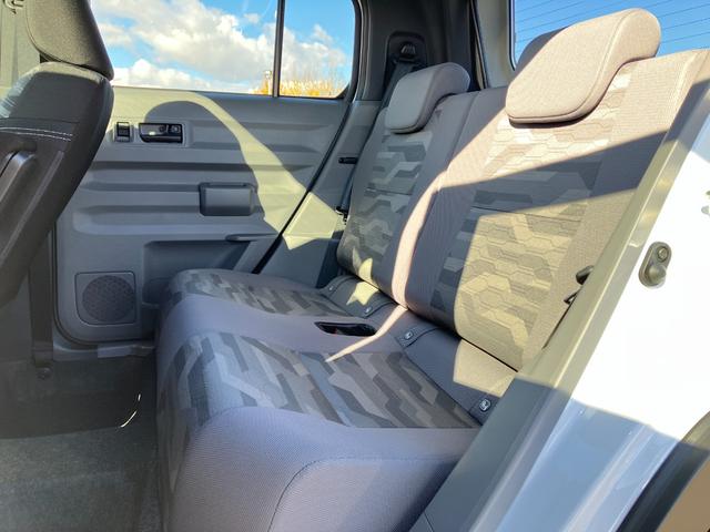 タフト G クロムベンチャー 届出済み未使用車 スマートアシスト LEDヘッドライト LEDフォグランプ ガラスルーフ オーディオレス 電動パーキングブレーキ ブレーキホールド 純正アルミホイール アイドリングストップ 4WD(17枚目)