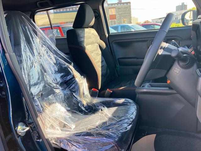 タフト G 届出済み未使用車 スマートアシスト LEDヘッドライト LEDフォグランプ ガラスルーフ オーディオレス 電動パーキングブレーキ ブレーキホールド 純正アルミホイール アイドリングストップ 4WD(25枚目)