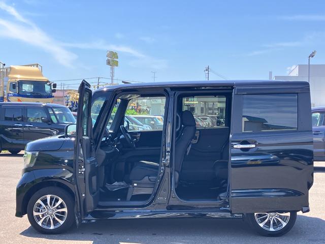 N-BOXカスタム L 松濤被害軽減ブレーキ 片側電動スライドドア イージークローザー スマートキー プッシュスタート LEDヘッドライト LEDフォグランプ オートライト 純正ナビゲーション バックカメラ 4WD(7枚目)