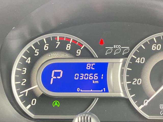 国交省の代わりに車検認定ができる「陸運局指定工場」の資格をもっており、熟練の整備士や国家資格を持った整備士が揃ってます！