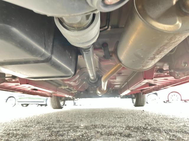 スズキ・ダイハツのサブディーラーとして全国販売優秀の実績！オールメーカーの届出済み未使用車・中古車はもちろんのこと、コンパクトカー・エコカーなどの普通車も豊富に在庫を取り揃えています！