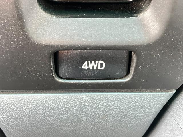 ハイゼットカーゴ クルーズターボ 5速マニュアル車 パートタイム4WD キーレスエントリー 社外ステアリング 純正積込 電動格納ミラー パワーステアリング パワーウインドウ エアコン 社外オーディオ(32枚目)