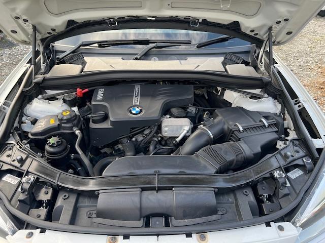Ｘ１ ｘＤｒｉｖｅ　２０ｉ　４ＷＤ　バックカメラ　ＨＩＤ　アルミホイール　ＡＴ　盗難防止システム　ＣＤ　ＡＢＳ　エアコン　パワーステアリング　パワーウィンドウ（11枚目）