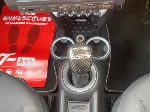 クーパーＳ　ＥＴＣ　アルミホイール　ＨＩＤ　キーレスエントリー　ＭＴ　盗難防止システム　電動リアゲート　ＡＢＳ　エアコン　パワーステアリング　パワーウィンドウ(5枚目)