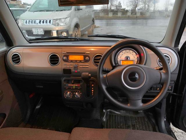 アルトラパン G 4WD スマートキー シートヒーター ベンチシート AT 盗難防止システム ABS CD アルミホイール 衝突安全ボディ エアコン パワーステアリング パワーウィンドウ(2枚目)