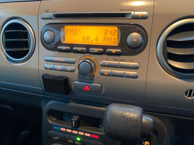 アルトラパン G 4WD スマートキー シートヒーター ベンチシート AT 盗難防止システム ABS CD アルミホイール 衝突安全ボディ エアコン パワーステアリング パワーウィンドウ(3枚目)