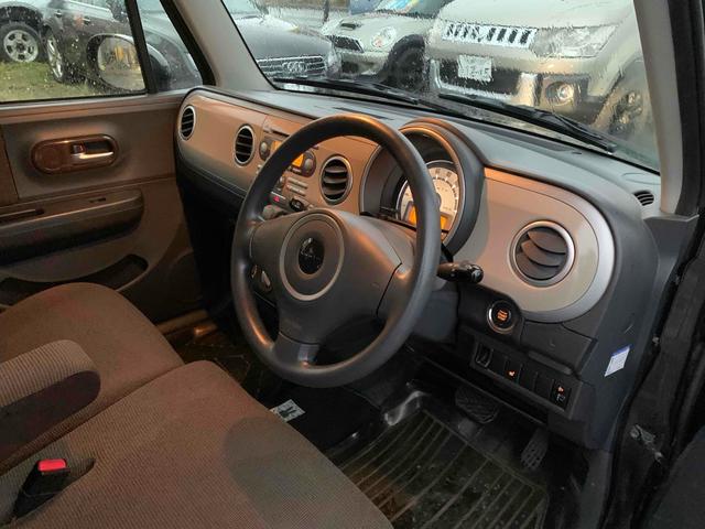 アルトラパン G 4WD スマートキー シートヒーター ベンチシート AT 盗難防止システム ABS CD アルミホイール 衝突安全ボディ エアコン パワーステアリング パワーウィンドウ(4枚目)