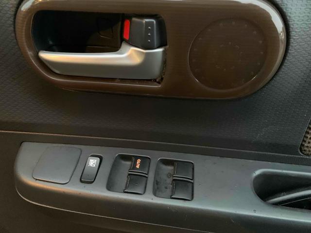 アルトラパン G 4WD スマートキー シートヒーター ベンチシート AT 盗難防止システム ABS CD アルミホイール 衝突安全ボディ エアコン パワーステアリング パワーウィンドウ(7枚目)