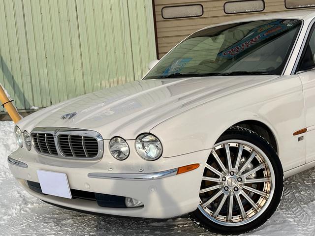 ＸＪ ＸＪ８　３．５　ＥＴＣ　オートクルーズコントロール　バックカメラ　ナビ　アルミホイール　ＡＴ　シートヒーター　キーレスエントリー　盗難防止システム　パワーシート　革シート　ＣＤ　ＭＤ　ＡＢＳ　ＥＳＣ　エアコン（12枚目）