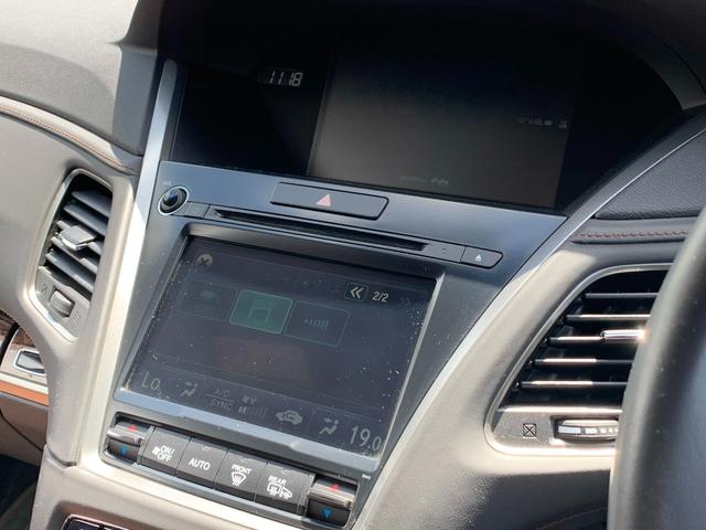 レジェンド ベースグレード　４ＷＤ・フルセグ・ＣＤ／ＤＶＤ・Ｂｌｕｅｔｏｏｔｈ接続・バックカメラ・サイドカーテンエアバック・純正前側ドライブレコーダー・サンルーフ・ＨＩＤヘッドライト・シートヒーター・フロアマット・（13枚目）