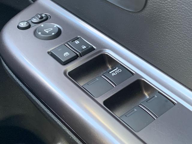 フリード＋ハイブリッド ハイブリッド・クロスター　社外ナビ・フルセグ・ＣＤ／ＤＶＤ・Ｂｌｕｅｔｏｏｔｈ接続・バックカメラ・両側電動スライドドア・社外ドライブレコーダー前後・純正フロアマット・ドアバイザー・オートＬＥＤライト・サイドカーテンエアバック（32枚目）