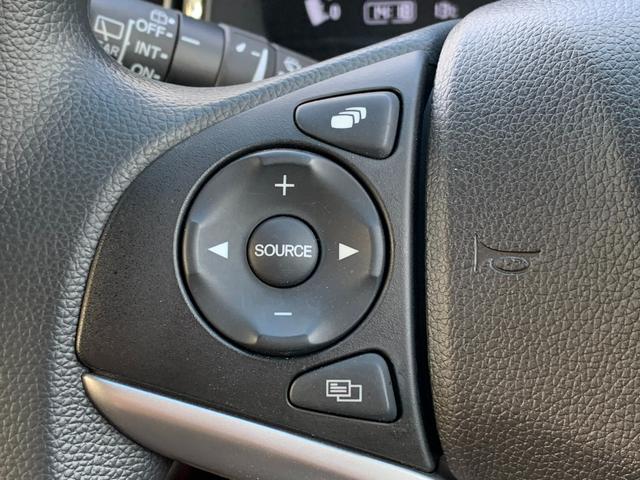 シャトル Ｇホンダセンシング　純正ナビ・ＣＤ・ＵＳＢ接続・Ｂｌｕｅｔｏｏｔｈ接続・バックカメラ・純正フロアマット・オートＬＥＤヘッドライト・ドアバイザー・オートエアコン・レーンキープアシスト・アダプティブクルーズコントロール・（6枚目）