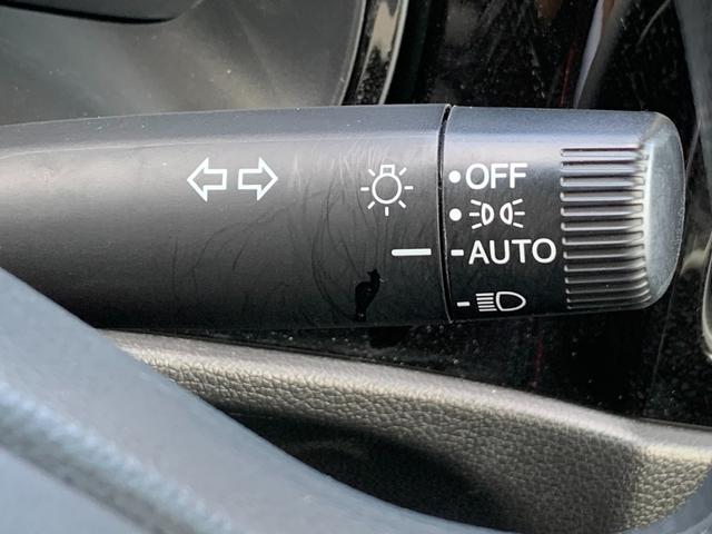 シャトル Ｇホンダセンシング　純正ナビ・ＣＤ・ＵＳＢ接続・Ｂｌｕｅｔｏｏｔｈ接続・バックカメラ・純正フロアマット・オートＬＥＤヘッドライト・ドアバイザー・オートエアコン・レーンキープアシスト・アダプティブクルーズコントロール・（9枚目）