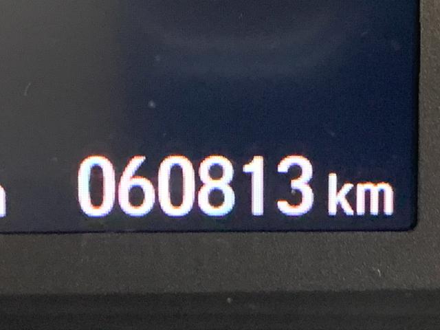 N-BOX G・Lホンダセンシング 純正ナビ・フルセグ・CD/DVD・Bluetooth接続・バックカメラ・左側電動スライドドア・純正エンジンスターター・純正フロアマット・オートLEDヘッドライト・ドアバイザー・アームレスト・ETC(11枚目)