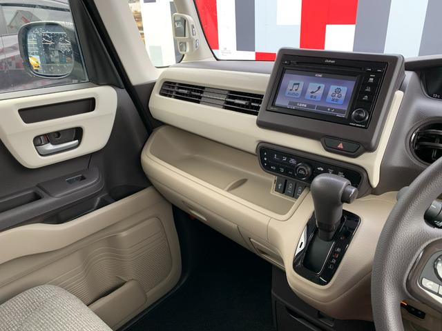 N-BOX G・Lホンダセンシング 純正ナビ・フルセグ・CD/DVD・Bluetooth接続・バックカメラ・左側電動スライドドア・純正エンジンスターター・純正フロアマット・オートLEDヘッドライト・ドアバイザー・アームレスト・ETC(14枚目)