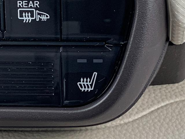 N-BOX G・Lホンダセンシング 純正ナビ・フルセグ・CD/DVD・Bluetooth接続・バックカメラ・左側電動スライドドア・純正エンジンスターター・純正フロアマット・オートLEDヘッドライト・ドアバイザー・アームレスト・ETC(20枚目)
