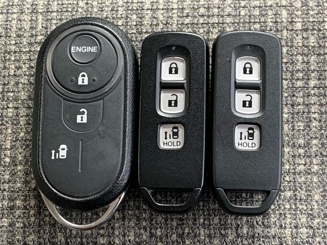 N-BOX G・Lホンダセンシング 純正ナビ・フルセグ・CD/DVD・Bluetooth接続・バックカメラ・左側電動スライドドア・純正エンジンスターター・純正フロアマット・オートLEDヘッドライト・ドアバイザー・アームレスト・ETC(30枚目)
