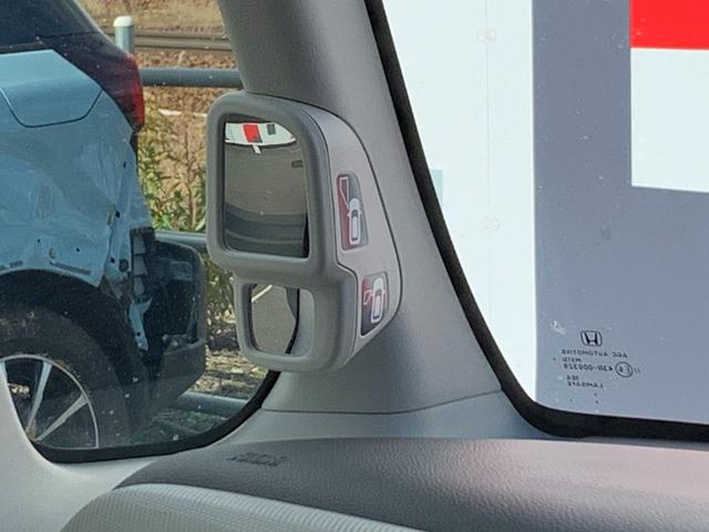 Ｎ－ＢＯＸ Ｌ　ホンダセンシング・純正ナビ・フルセグ・ＣＤ／ＤＶＤ・Ｂｌｕｅｔｏｏｔｈ接続・バックカメラ・パーキングセンサー・左側電動スライドドア・（17枚目）