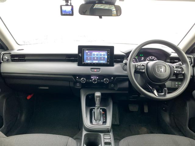 ヴェゼル ｅ：ＨＥＶＸ　当社レンタカーアップ・ホンダセンシング・純正ナビ・ＣＤ・Ｂｌｕｅｔｏｏｔｈ接続・バックカメラ・パーキングセンサー・前列シートヒーター・電子パーキングブレーキ・オートブレーキホールド・社外前側ドラレコ・（3枚目）