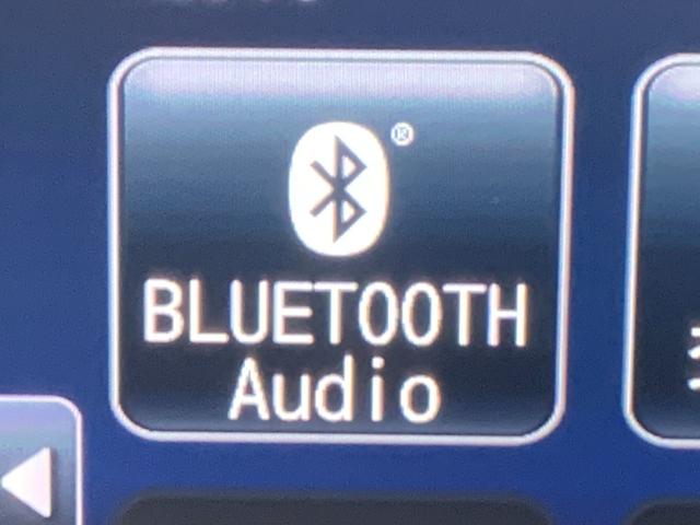 ヴェゼル ｅ：ＨＥＶＸ　当社レンタカーアップ・ホンダセンシング・純正ナビ・ＣＤ・Ｂｌｕｅｔｏｏｔｈ接続・バックカメラ・パーキングセンサー・前列シートヒーター・電子パーキングブレーキ・オートブレーキホールド・社外前側ドラレコ・（13枚目）