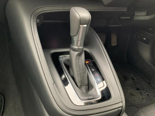 ヴェゼル ｅ：ＨＥＶＸ　当社レンタカーアップ・ホンダセンシング・純正ナビ・ＣＤ・Ｂｌｕｅｔｏｏｔｈ接続・バックカメラ・パーキングセンサー・前列シートヒーター・電子パーキングブレーキ・オートブレーキホールド・社外前側ドラレコ・（20枚目）