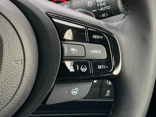 ヴェゼル ｅ：ＨＥＶＺ　ホンダセンシング・純正ナビ・フルセグ・ＣＤ／ＤＶＤ・Ｂｌｕｅｔｏｏｔｈ接続・バックカメラ・パーキングセンサー・社外ドライブレコーダー前後・純正フロアマット・前列シートヒーター・オートＬＥＤヘッドライト（5枚目）