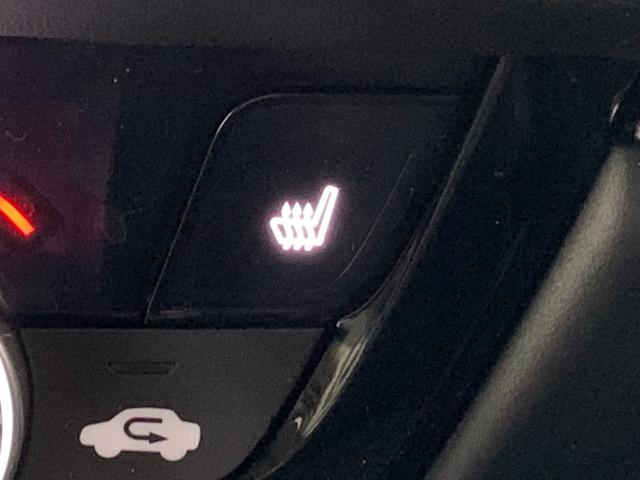 ヴェゼル ｅ：ＨＥＶＺ　ホンダセンシング・純正ナビ・フルセグ・ＣＤ／ＤＶＤ・Ｂｌｕｅｔｏｏｔｈ接続・バックカメラ・パーキングセンサー・社外ドライブレコーダー前後・純正フロアマット・前列シートヒーター・オートＬＥＤヘッドライト（20枚目）