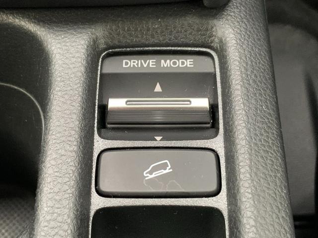 ヴェゼル ｅ：ＨＥＶＺ　ホンダセンシング・純正ナビ・フルセグ・ＣＤ／ＤＶＤ・Ｂｌｕｅｔｏｏｔｈ接続・バックカメラ・パーキングセンサー・社外ドライブレコーダー前後・純正フロアマット・前列シートヒーター・オートＬＥＤヘッドライト（22枚目）