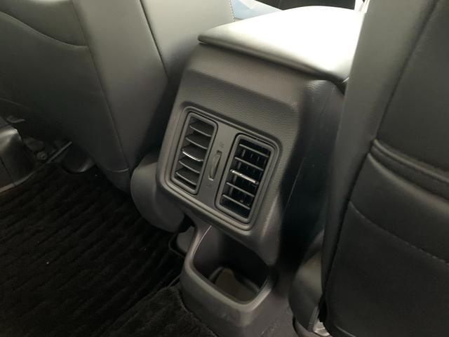 ヴェゼル ｅ：ＨＥＶＺ　ホンダセンシング・純正ナビ・フルセグ・ＣＤ／ＤＶＤ・Ｂｌｕｅｔｏｏｔｈ接続・バックカメラ・パーキングセンサー・社外ドライブレコーダー前後・純正フロアマット・前列シートヒーター・オートＬＥＤヘッドライト（41枚目）