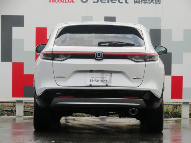 ヴェゼル ｅ：ＨＥＶＺ　ホンダセンシング・純正ナビ・フルセグ・ＣＤ／ＤＶＤ・Ｂｌｕｅｔｏｏｔｈ接続・バックカメラ・パーキングセンサー・社外ドライブレコーダー前後・純正フロアマット・前列シートヒーター・オートＬＥＤヘッドライト（50枚目）