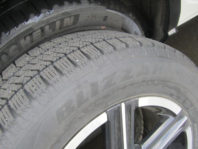 ヴェゼル ｅ：ＨＥＶＺ　ホンダセンシング・純正ナビ・フルセグ・ＣＤ／ＤＶＤ・Ｂｌｕｅｔｏｏｔｈ接続・バックカメラ・パーキングセンサー・社外ドライブレコーダー前後・純正フロアマット・前列シートヒーター・オートＬＥＤヘッドライト（61枚目）