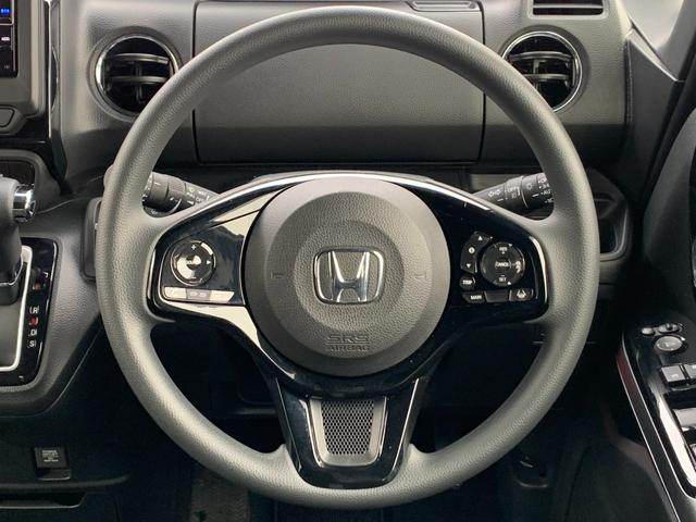 Ｎ－ＢＯＸカスタム Ｌ　ホンダセンシング・純正ナビ・フルセグ・ＣＤ／ＤＶＤ・Ｂｌｕｅｔｏｏｔｈ接続・バックカメラ・パーキングセンサー・純正フロアマット・左側電動スライドドア・オートＬＥＤヘッドライト・サイドカーテンエアバック（4枚目）