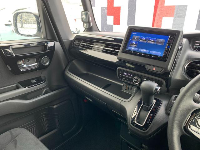 Ｎ－ＢＯＸカスタム Ｌ　ホンダセンシング・純正ナビ・フルセグ・ＣＤ／ＤＶＤ・Ｂｌｕｅｔｏｏｔｈ接続・バックカメラ・パーキングセンサー・純正フロアマット・左側電動スライドドア・オートＬＥＤヘッドライト・サイドカーテンエアバック（14枚目）