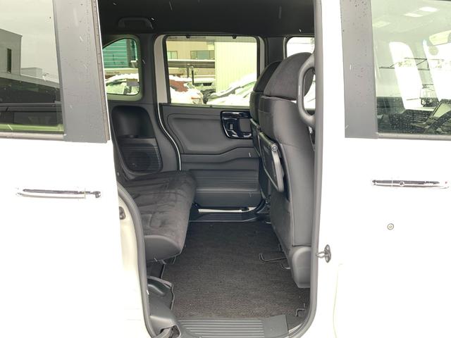 Ｎ－ＢＯＸカスタム Ｌ　ホンダセンシング・純正ナビ・フルセグ・ＣＤ／ＤＶＤ・Ｂｌｕｅｔｏｏｔｈ接続・バックカメラ・パーキングセンサー・純正フロアマット・左側電動スライドドア・オートＬＥＤヘッドライト・サイドカーテンエアバック（35枚目）