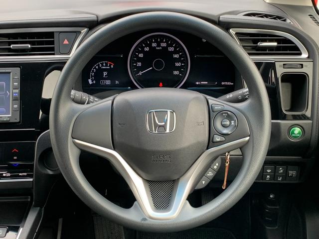 シャトル Gホンダセンシング 当社レンタカーアップ・ホンダセンシング・純正ナビ・CD・Bluetooth接続・オートエアコン・ハロゲンヘッドライト・社外フロアマット・社外前側ドライブレコーダー・アームレスト・(4枚目)