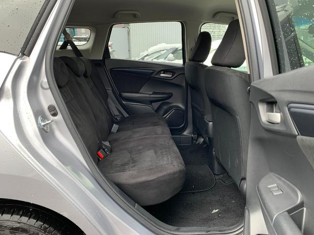 シャトル Gホンダセンシング 当社レンタカーアップ・ホンダセンシング・純正ナビ・CD・Bluetooth接続・オートエアコン・ハロゲンヘッドライト・社外フロアマット・社外前側ドライブレコーダー・アームレスト・(41枚目)