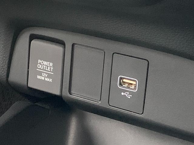 フィット ベーシック ホンダセンシング・パーキングセンサー・純正フロアマット・電子パーキングブレーキ・オートブレーキホールド・オートハロゲンヘッドライト・サイドカーテンエアバック・(20枚目)